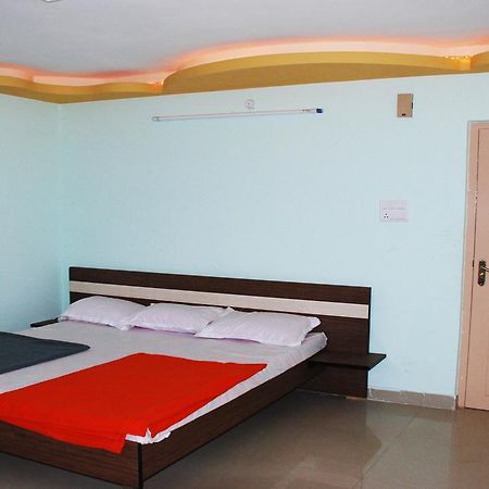 Ramas Residency Villa Srikalahasti Bagian luar foto