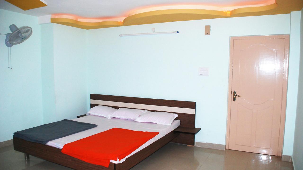 Ramas Residency Villa Srikalahasti Bagian luar foto
